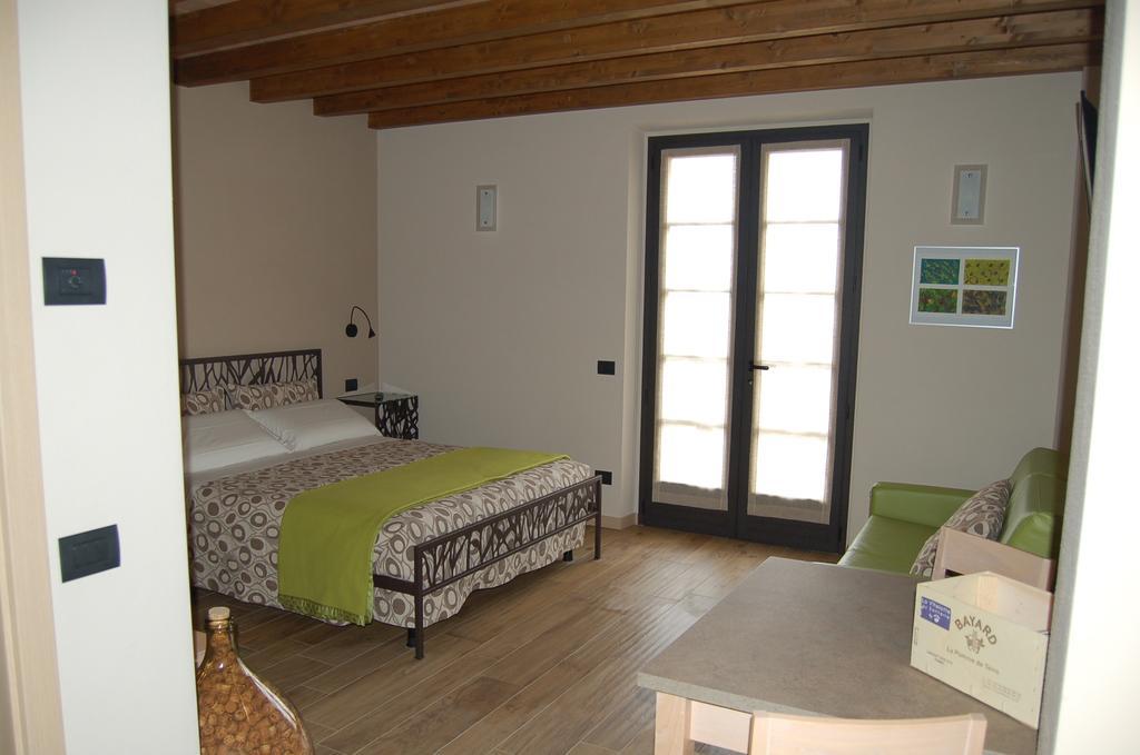 Villa Agriturismo I Due Angeli Ome Exterior foto